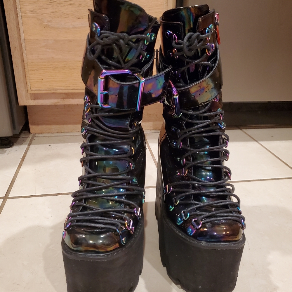 Oil slick/black rainbow boots